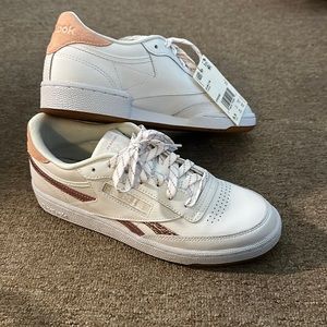 NEW! Reebok Club C 85 Tennis Sneaker in White/Blushmetal/Morningfog Size 8.5